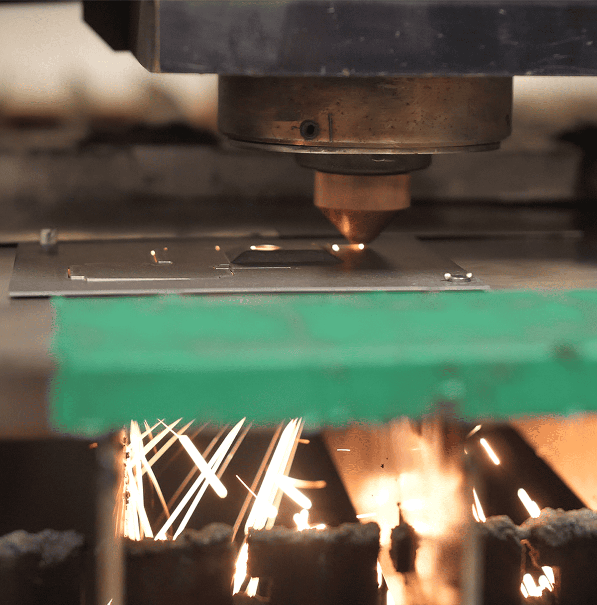 How does industrial laser cutting work